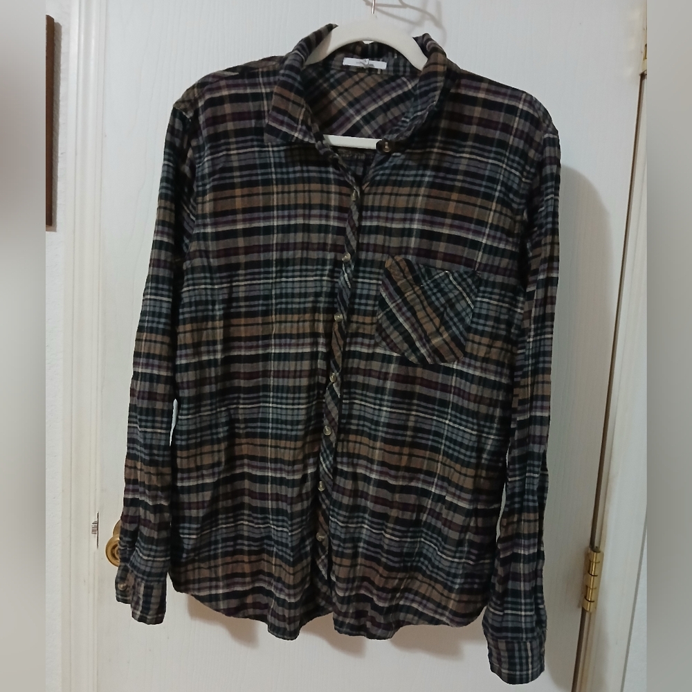 Maurices Woman Casual Plaid Buttondown Shirt - Black, Brown, Burgady XL - Picture 1 of 16